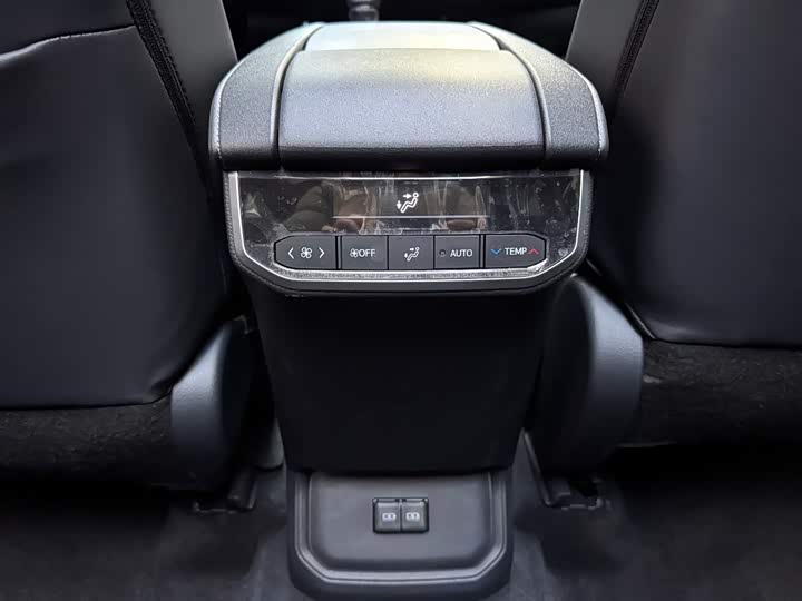 Toyota Highlander 2024 2024款 380T 四驱尊贵版 7座