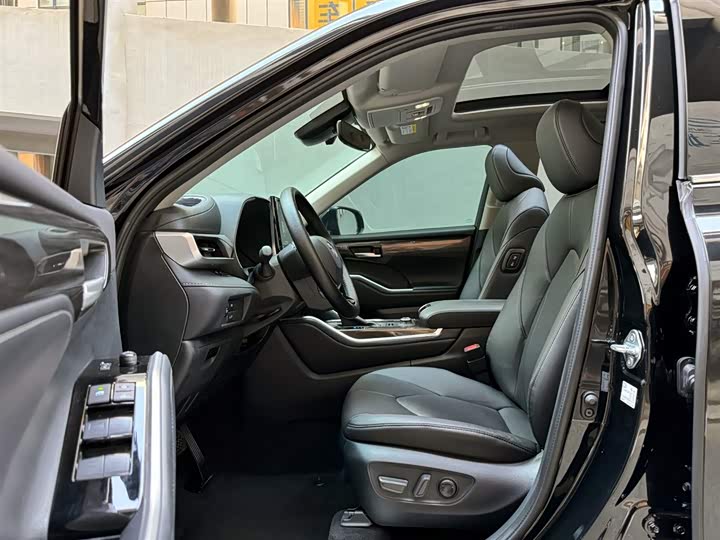 Toyota Highlander 2024 2024款 380T 四驱尊贵版 7座