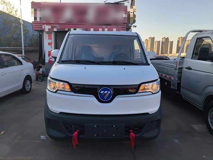 Foton Smart Smurf E7 2024 2024款 改款 纯电动厢式运输车 平顶2座 亿纬锂能41.86kWh