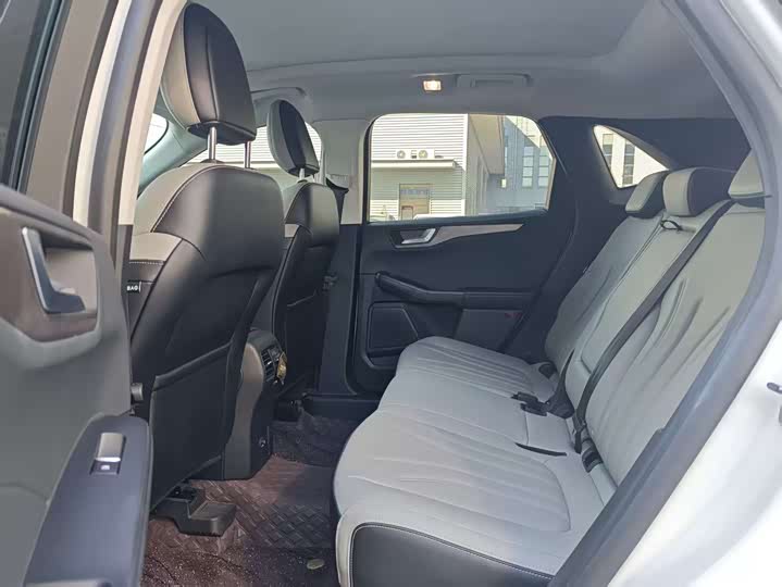 Ford Escape 2020 2020款 EcoBoost 245 两驱悠享款