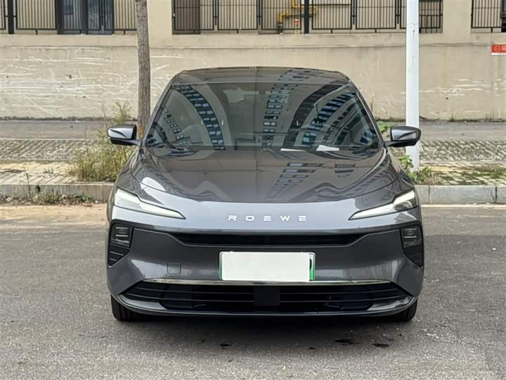 Roewe D6 2025 2025款 450km 尊享版