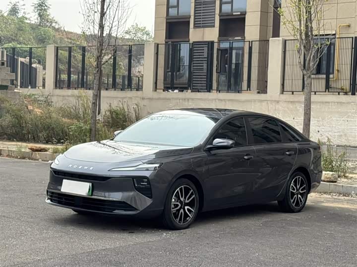 Roewe D6 2025 2025款 450km 尊享版