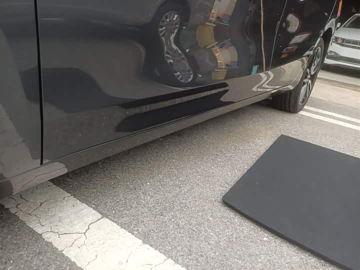 Roewe D6 2025 2025款 450km 尊享版