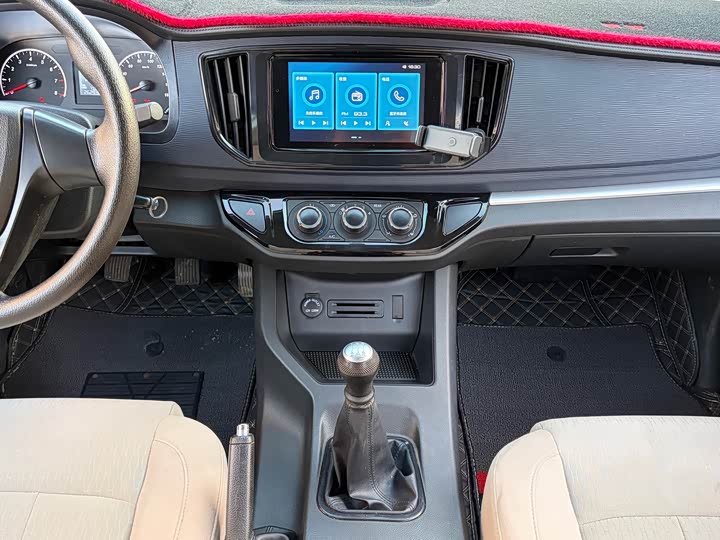 Dongfeng Forthing Lingzhi M5 2023 2023款 M5L 1.6L 基本型 7座