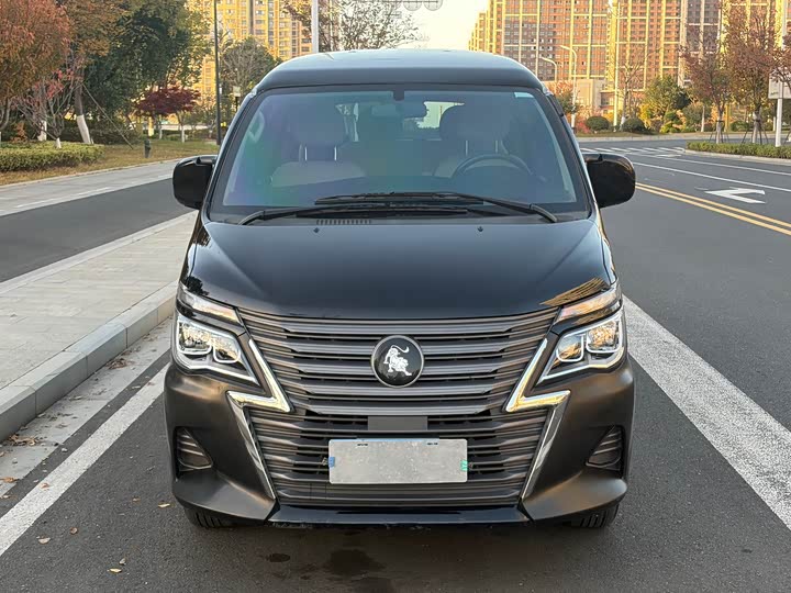 Dongfeng Forthing Lingzhi M5 2023 2023款 M5L 1.6L 基本型 7座