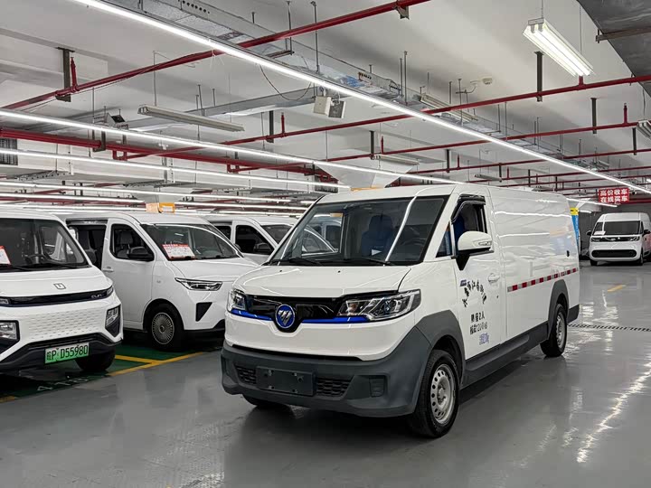Foton Smart Smurf E7 2024 2024款 纯电动厢式运输车 平顶2座 宁德时代46.36kWh