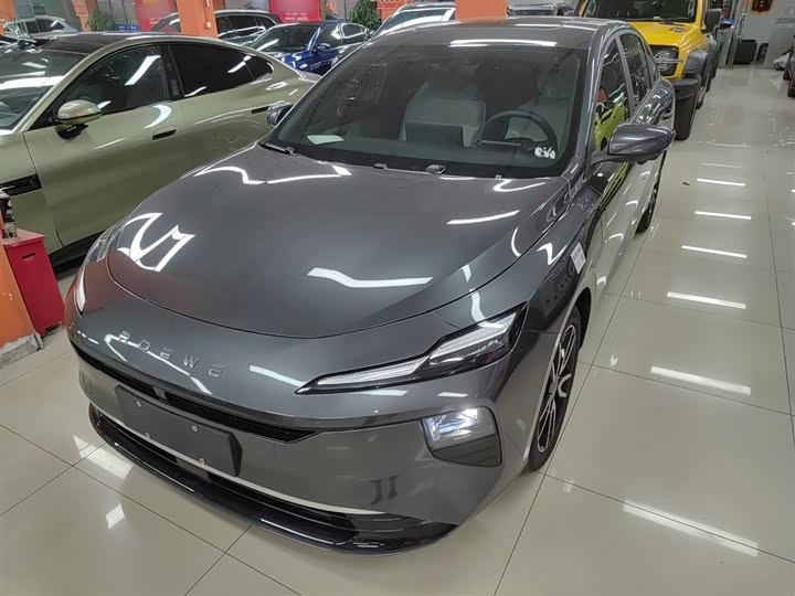 Roewe D6 2025 2025款 450km 尊享版