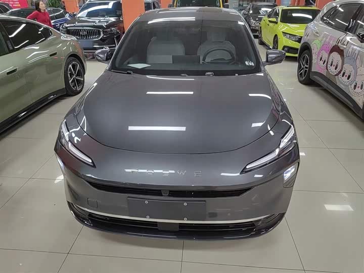 Roewe D6 2025 2025款 450km 尊享版