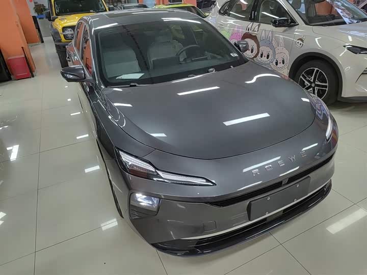 Roewe D6 2025 2025款 450km 尊享版