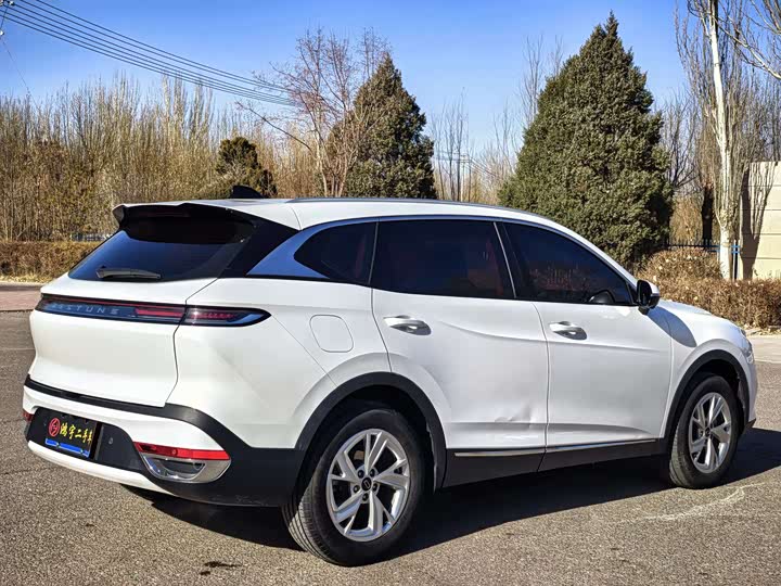 Bestune T90 2023 2023款 1.5T DCT 自动豪华型