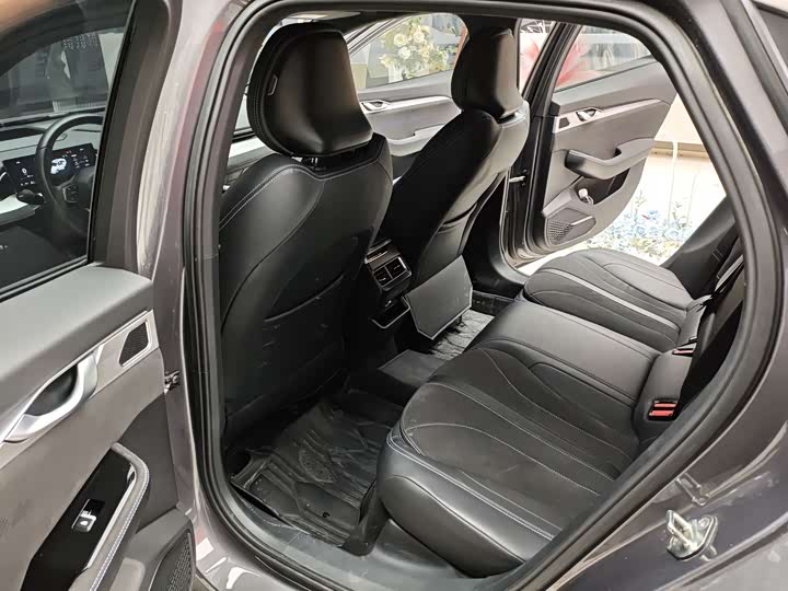 Geely Preface 2025 2025款 东方曜 2.0TD 望月版