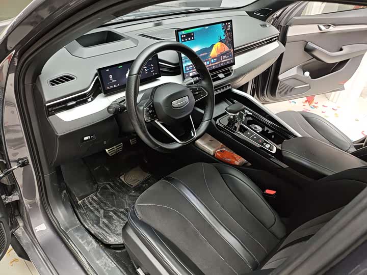 Geely Preface 2025 2025款 东方曜 2.0TD 望月版