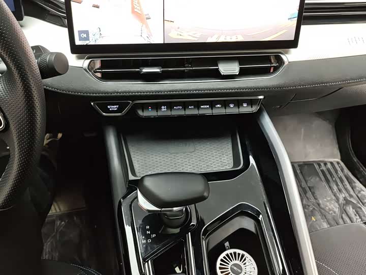 Geely Preface 2025 2025款 东方曜 2.0TD 望月版