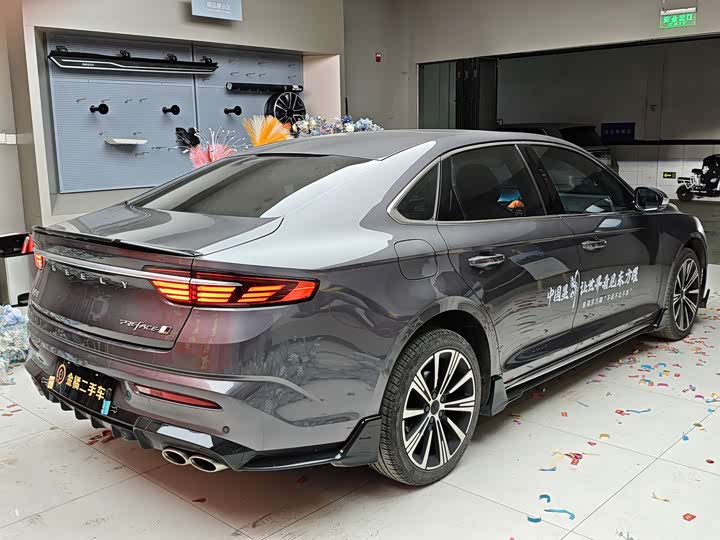 Geely Preface 2025 2025款 东方曜 2.0TD 望月版