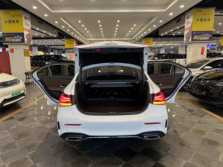 Mercedes-Benz A-Class 2025 2025款 A 200 L 时尚型