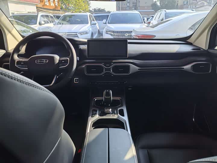 Geely Okavango 2022 2022款 1.8TD 自动舒适型 7座