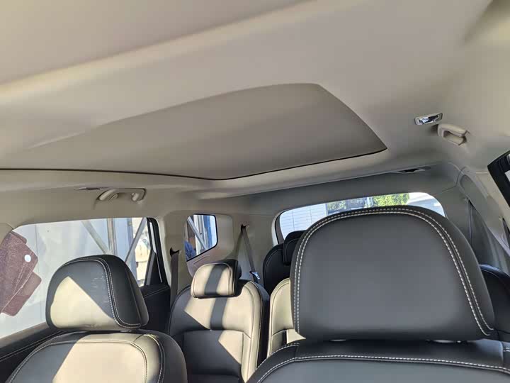 Geely Okavango 2022 2022款 1.8TD 自动舒适型 7座