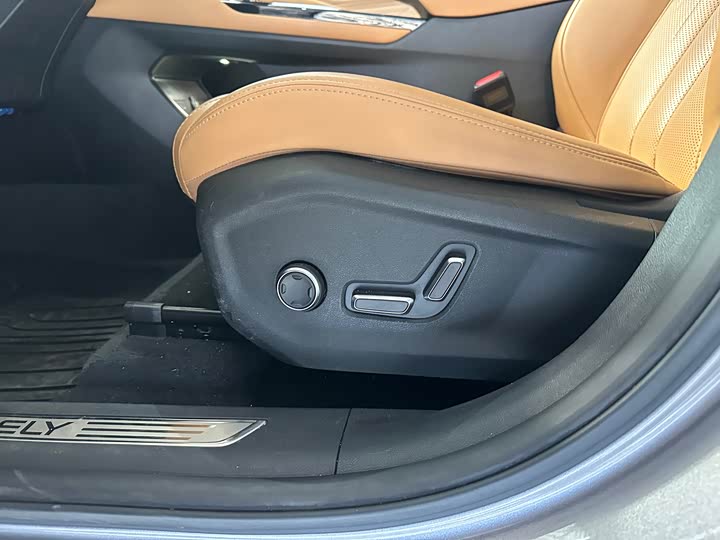 Geely Monjaro Thor Hybrid 2024 2024款 油混 1.5T 天宫版