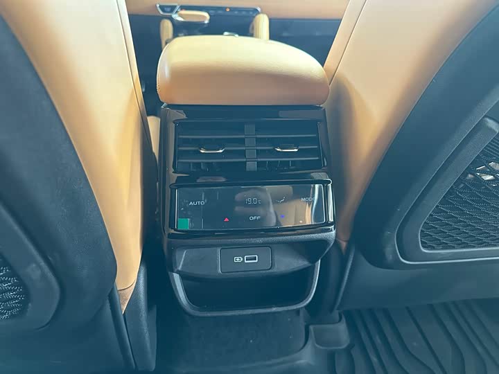 Geely Monjaro Thor Hybrid 2024 2024款 油混 1.5T 天宫版