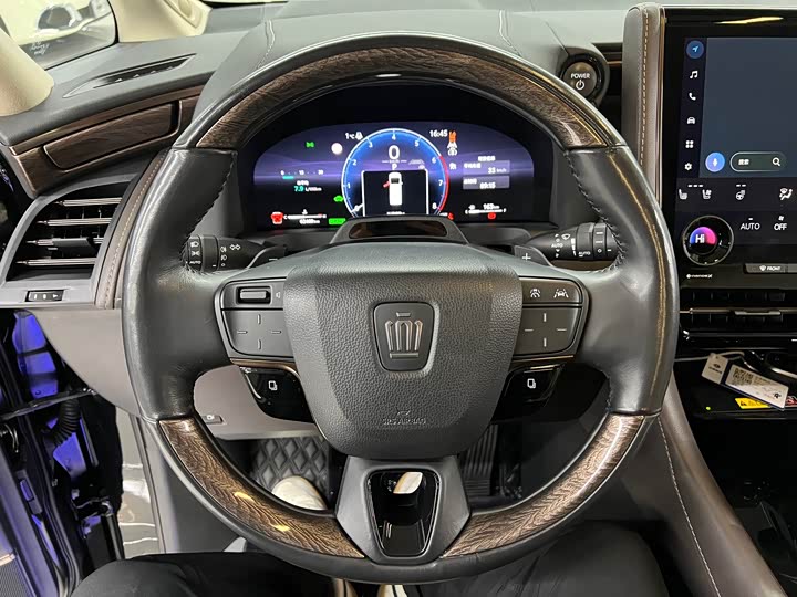 Toyota Vellfire 2024 2024款 皇冠 双擎 2.5L 至尊行政版