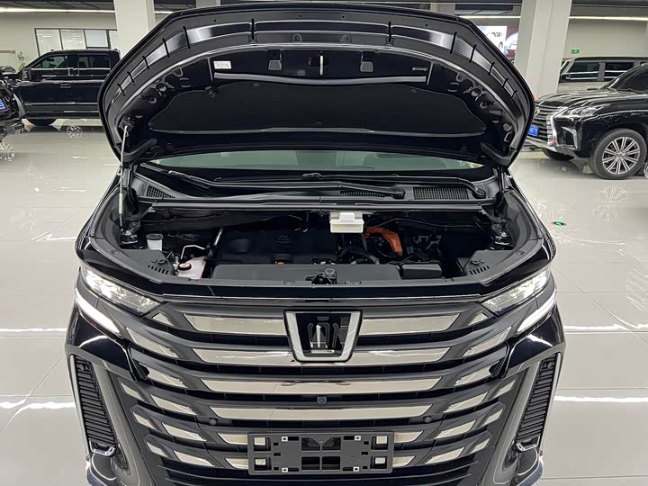 Toyota Vellfire 2024 2024款 皇冠 双擎 2.5L 至尊行政版