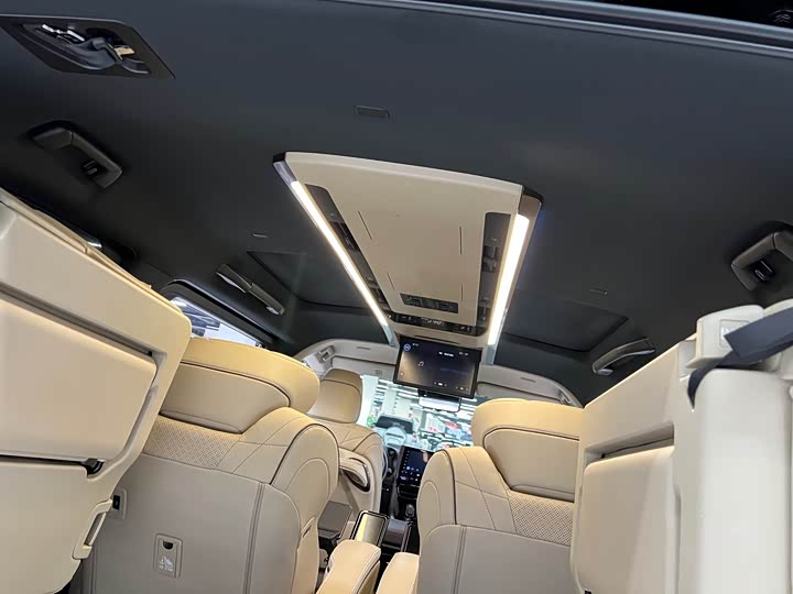 Toyota Vellfire 2024 2024款 皇冠 双擎 2.5L 至尊行政版