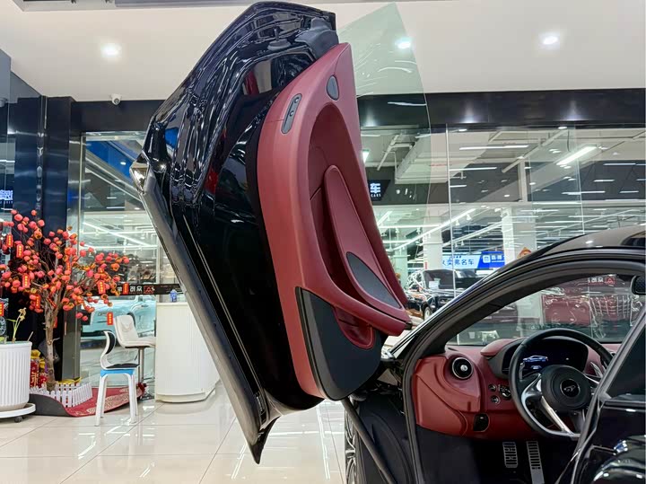 McLaren GT 2022 2022款 4.0T 标准型