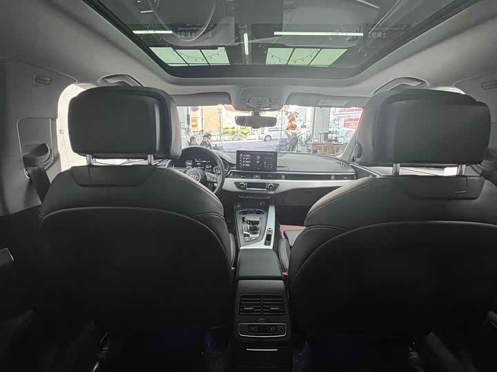 Audi A4L 2024 2024款 40 TFSI 时尚动感型