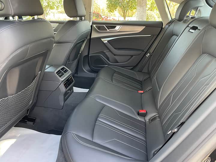 Audi A7 2024 2024款 45 TFSI 臻选型