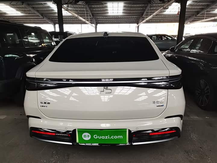 BYD Seal 07 DM-i Hybrid 2025 2025款 智驾版 DM-i 1.5L 125km 尊贵型