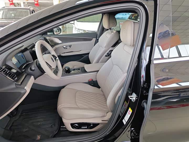 BYD Han 2025 2025款 DM-i 智驾版 125KM激光雷达旗舰型