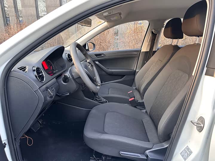 Jetta VA3 2021 2021款 1.5L 自动向上人生版