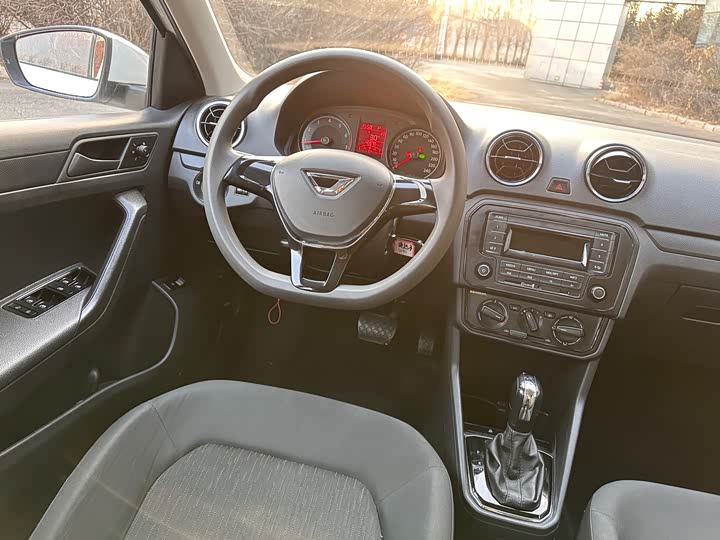 Jetta VA3 2021 2021款 1.5L 自动向上人生版