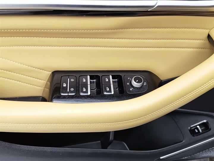 Geely Monjaro Thor Hybrid 2024 2024款 油混 1.5T 天宫版