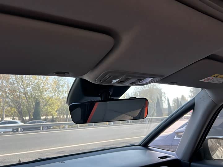 Honda Life 2021 2021款 1.5L CVT SPO-SS灵动版