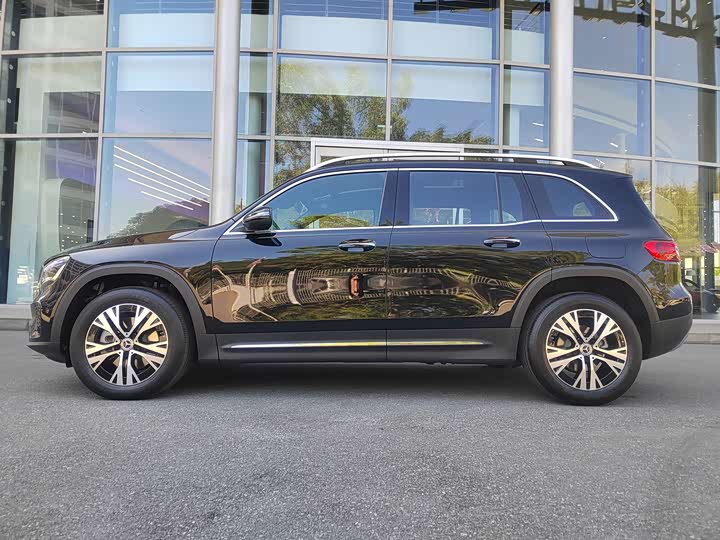 Mercedes-Benz GLB-Class 2025 2025款 GLB 220 动感型