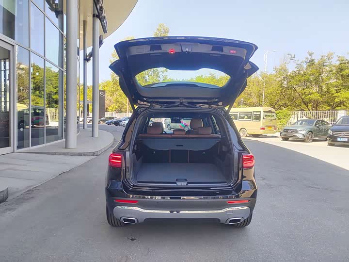 Mercedes-Benz GLB-Class 2025 2025款 GLB 220 动感型