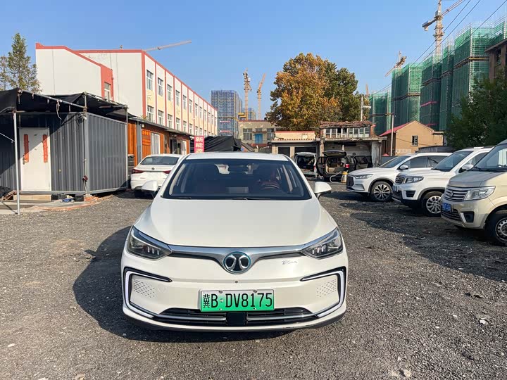 Beijing EU5 2020 2020款 京彩款 R500 智风版