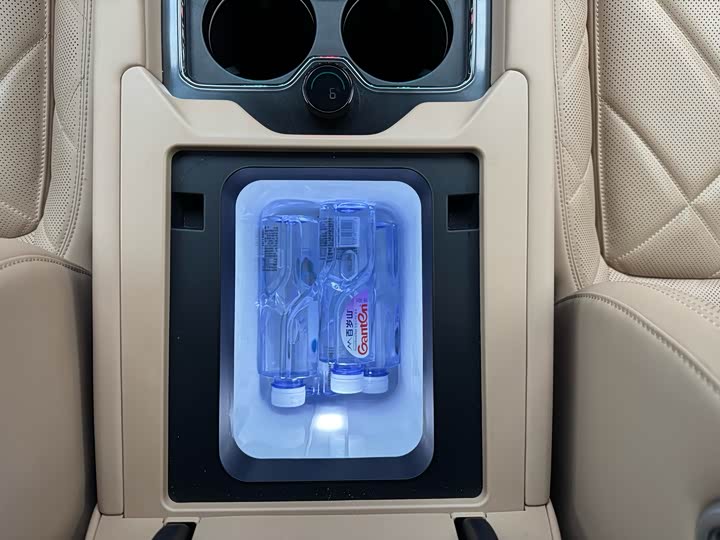 BYD FangChengBao Leopard 8 2025 2025款 智勇旗舰版 7座