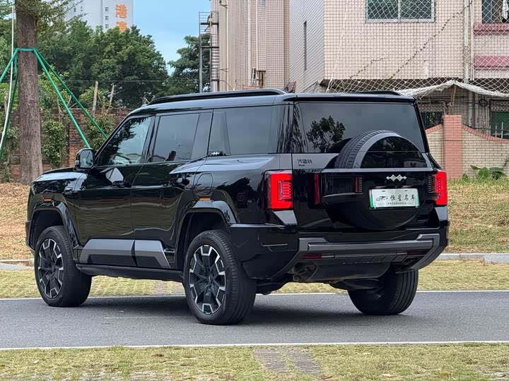 BYD FangChengBao Leopard 8 2025 2025款 智勇旗舰版 7座