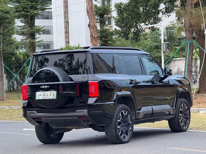 BYD FangChengBao Leopard 8 2025 2025款 智勇旗舰版 7座