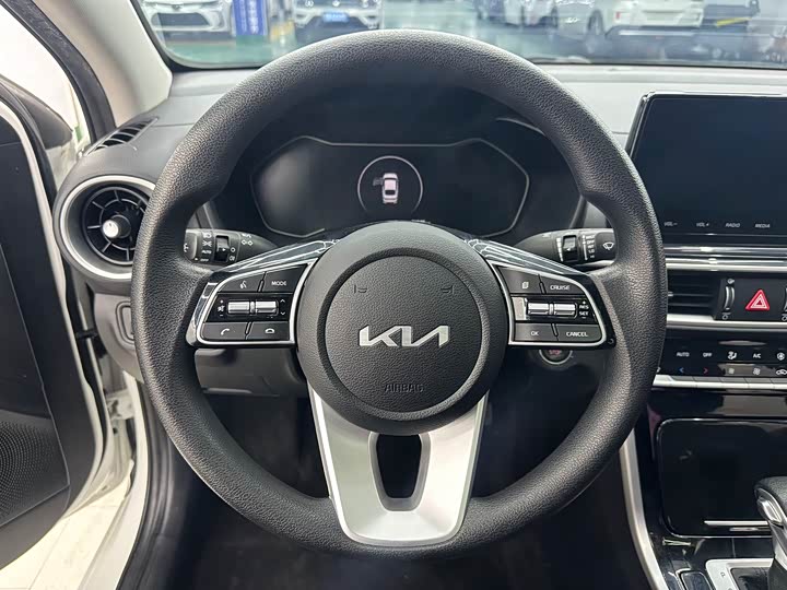 Kia K3 2021 2021款 改款 1.5L CVT时尚版