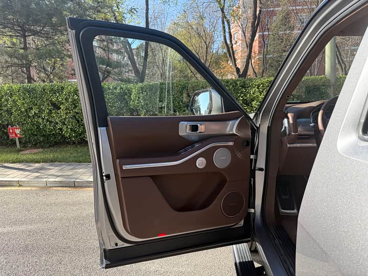 Tank 700 Hybrid 2024 2024款 Hi4-T 极境版