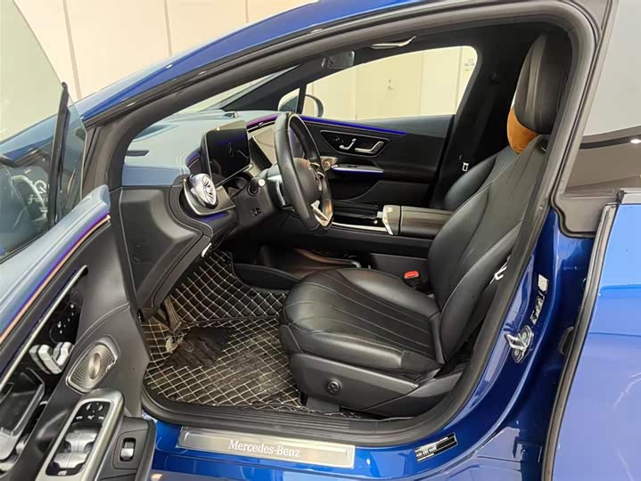 Mercedes-Benz EQE 2022 2022款 350 先型特别版
