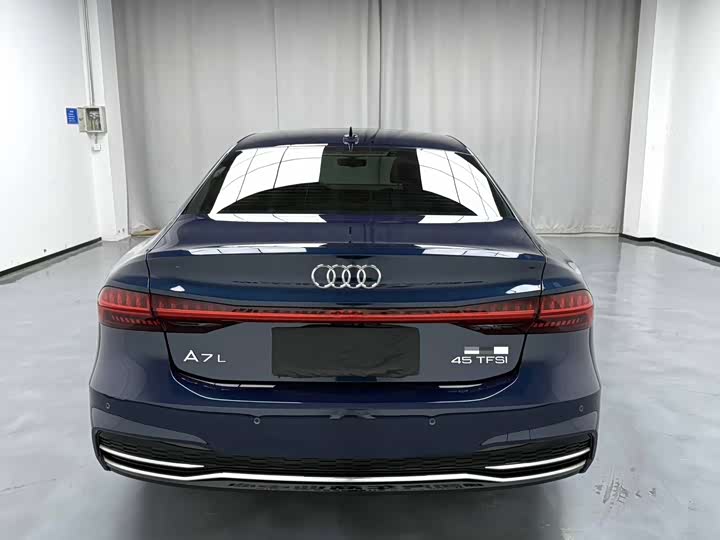Audi A7L 2024 2024款 45TFSI S-line 筑梦型 流晶套装