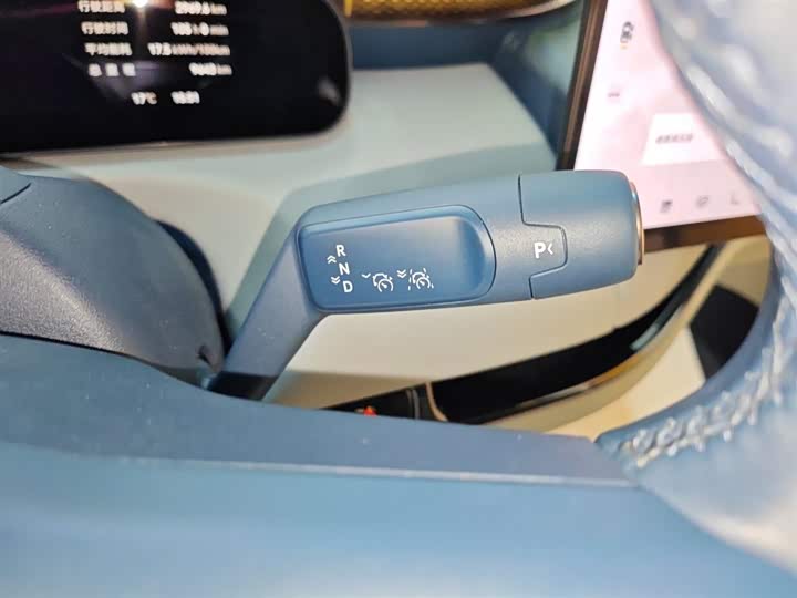 Zeekr Mix 2025 2025款 长续航智驾版