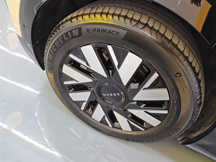 Zeekr Mix 2025 2025款 长续航智驾版