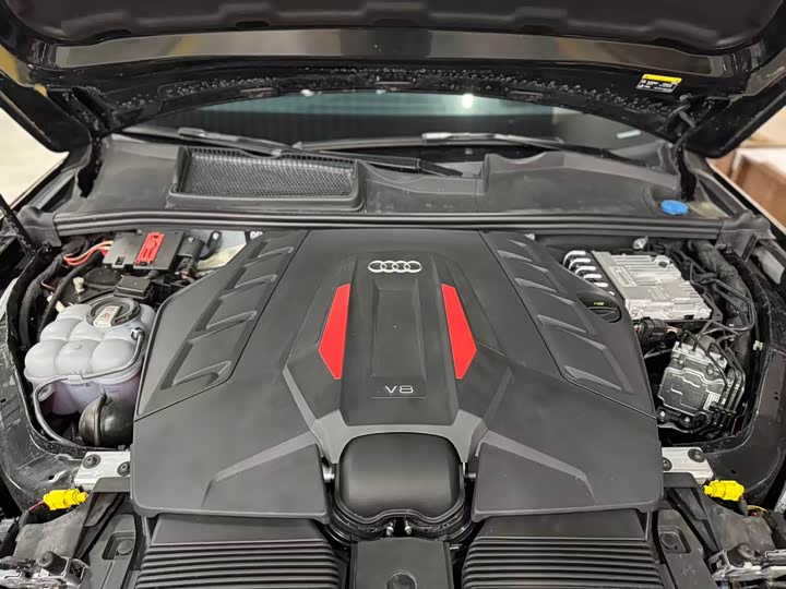 Audi SQ7 2024 2024款 4.0 TFSI 暗夜骑士版