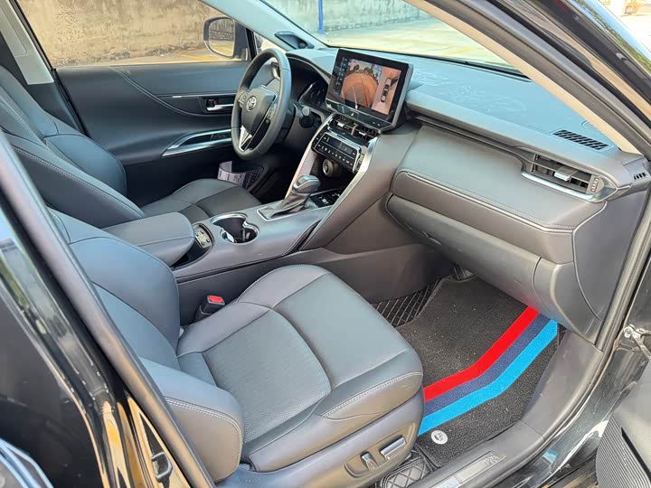 Toyota Venza 2023 2023款 2.0L CVT两驱尊贵版