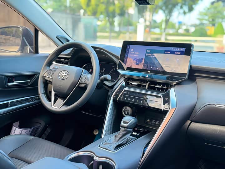 Toyota Venza 2023 2023款 2.0L CVT两驱尊贵版